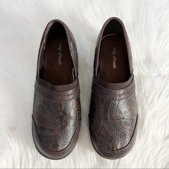 Easy Street Brown patterned slip on clog shoes - Picture 1 of 3
